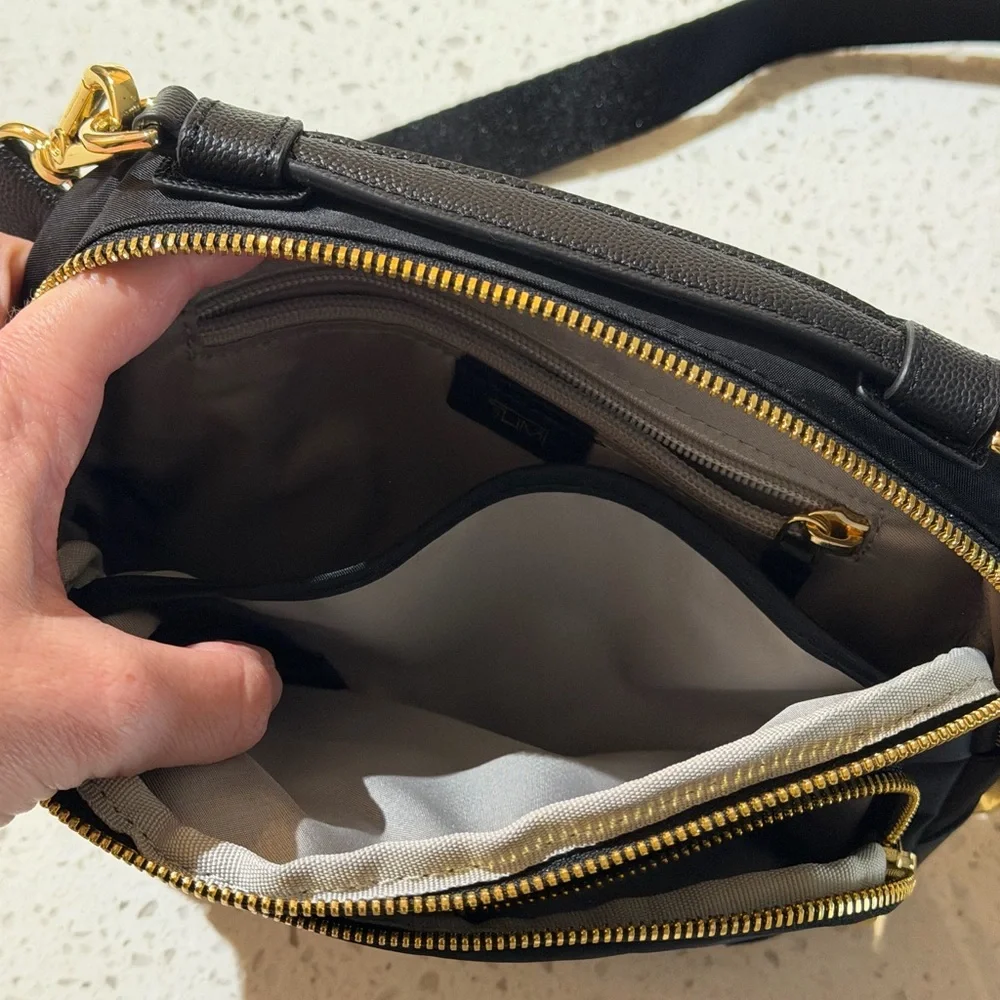 Tumi VOYAGEUR Teghan Crossbody - Picture 8 of 10